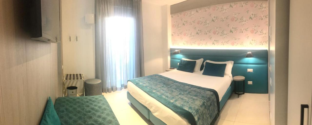 Hotel Villa Hermosa Риччоне Экстерьер фото